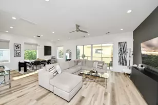 1044 W 17th St, Houston, TX 77008 - Photo 16