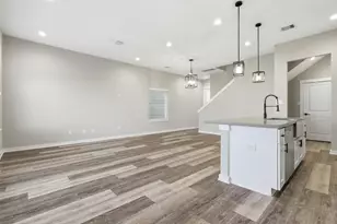 417 Stonework Sage Ln, Houston, TX 77076 - Photo 8