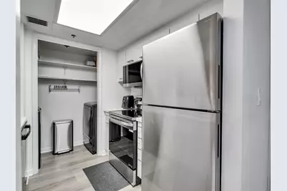 3525 Sage Road #812, Houston, TX 77056 - Photo 18