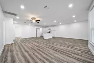 7414 Corpus Christi St, Houston, TX 77020 - Photo 4