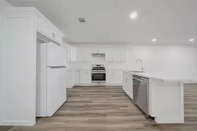 7414 Corpus Christi Street, Houston, TX 77020 - Photo 10