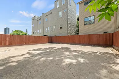 412 Drew St #4, Houston, TX 77006 - Photo 24