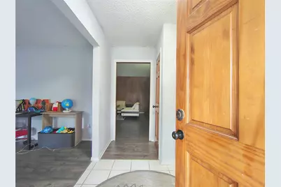 2227 Quail Valley East Drive, Missouri City, TX 77459 - Photo 2