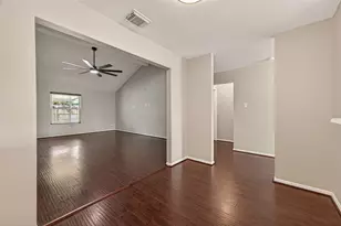 1010 Twisted Elm Ct, Houston, TX 77038 - Photo 10