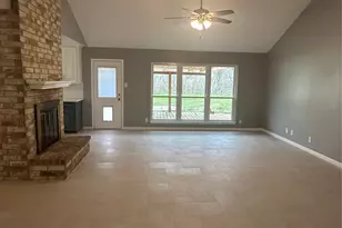 501 Cindyrella Dr, Highlands, TX 77562 - Photo 8