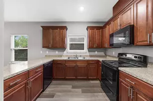 6419 Crim Ct, Houston, TX 77049 - Photo 10