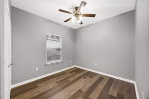 6419 Crim Ct, Houston, TX 77049 - Photo 12