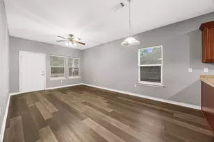 6419 Crim Ct, Houston, TX 77049 - Photo 6