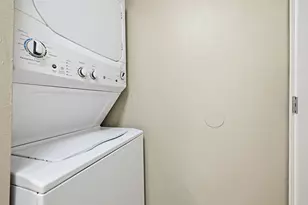 9707 Richmond St, Houston, TX 77042 - Photo 4