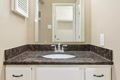9707 Richmond Street #16, Houston, TX 77042 - Photo 10
