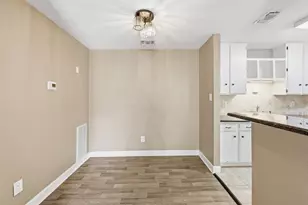 9707 Richmond St, Houston, TX 77042 - Photo 2
