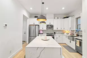 5828 Kiam St, Houston, TX 77007 - Photo 10