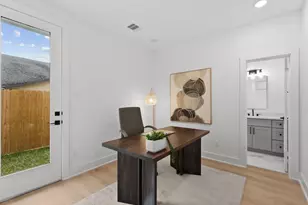 253 De Boll St, Houston, TX 77022 - Photo 6