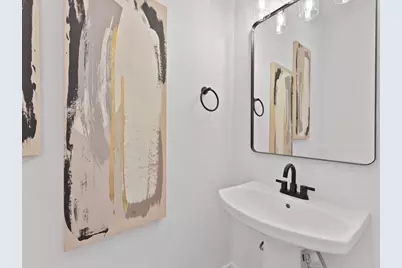 253 De Boll Street, Houston, TX 77022 - Photo 8