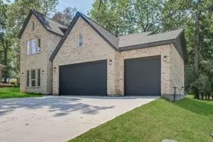 1802 Rollingwood Dr, Huntsville, TX 77340 - Photo 2