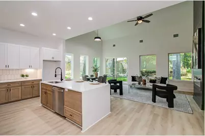 1802 Rollingwood Drive, Huntsville, TX 77340 - Photo 6