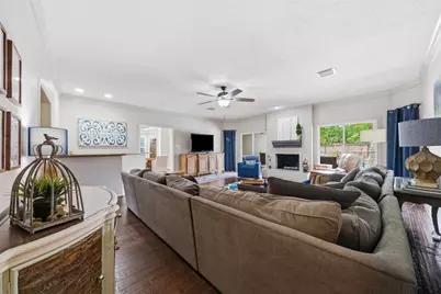14707 Sandy Creek Drive, Houston, TX 77070 - Photo 12