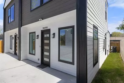 9019 Comal Street #B, Houston, TX 77051 - Photo 32
