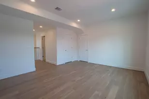 1717 Monarch Oaks St, Houston, TX 77055 - Photo 14