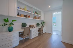1717 Monarch Oaks St, Houston, TX 77055 - Photo 12