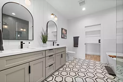 2307 Bernardo De Galvez Avenue, Galveston, TX 77550 - Photo 28