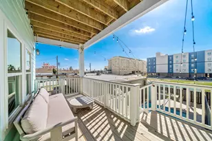 2307 Bernardo De Galvez Ave, Galveston, TX 77550 - Photo 4