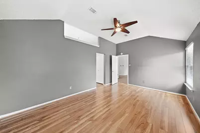 10307 Prospect Hill Drive, Houston, TX 77064 - Photo 12