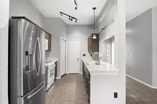 10307 Prospect Hill Dr, Houston, TX 77064 - Photo 6