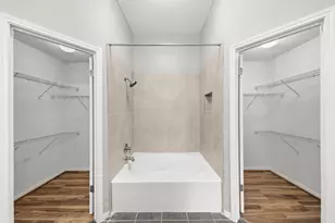 10307 Prospect Hill Dr, Houston, TX 77064 - Photo 14