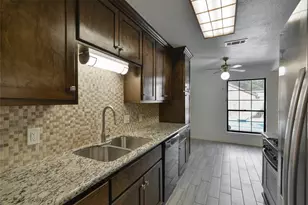 2818 Rapho St, Crosby, TX 77532 - Photo 8