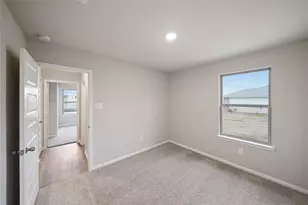11736 Whirlaway Dr, Willis, TX 77318 - Photo 14