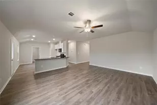 11736 Whirlaway Dr, Willis, TX 77318 - Photo 6