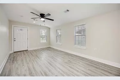 7921 Little Street, Houston, TX 77028 - Photo 4