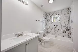 7921 Little St, Houston, TX 77028 - Photo 12