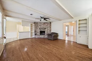 6207 S Braeswood Blvd, Houston, TX 77096 - Photo 14