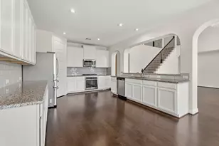 2202 Lago Canyon Ct, Pearland, TX 77089 - Photo 12