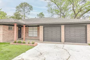 2834 Pansy St, Pasadena, TX 77503 - Photo 2