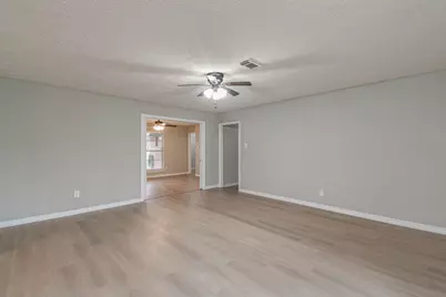 2834 Pansy Street, Pasadena, TX 77503 - Photo 16