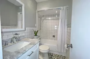 2601 Bellefontaine St, Houston, TX 77025 - Photo 10