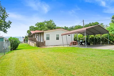 298 Nugent Drive, Livingston, TX 77351 - Photo 2