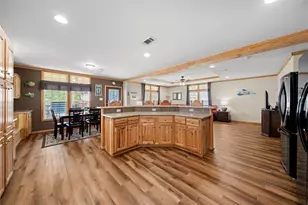 298 Nugent Dr, Livingston, TX 77351 - Photo 12