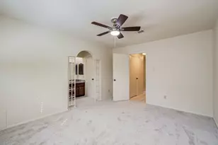 7902 White Swan Dr, Humble, TX 77396 - Photo 8