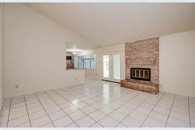 7902 White Swan Drive, Humble, TX 77396 - Photo 4