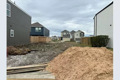 11414 Lucky Falls Drive, Houston, TX 77047 - Photo 2