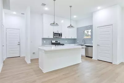 9349 Lavender St, Houston, TX 77016 - Photo 6