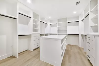 18610 Martinique Drive, Houston, TX 77058 - Photo 22