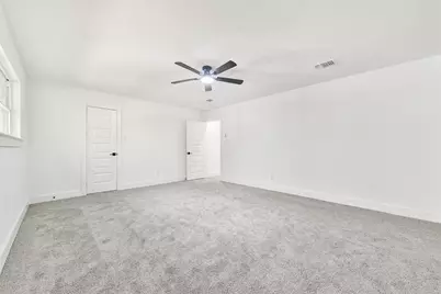 18610 Martinique Drive, Houston, TX 77058 - Photo 24