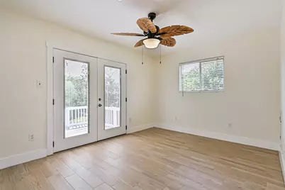 1578 Railroad Avenue, San Leon, TX 77539 - Photo 20