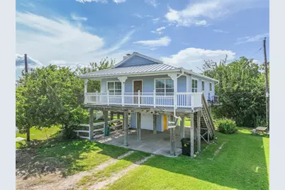 1578 Railroad Avenue, San Leon, TX 77539 - Photo 2
