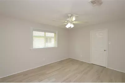 703 Flower Field Court, Pearland, TX 77584 - Photo 12